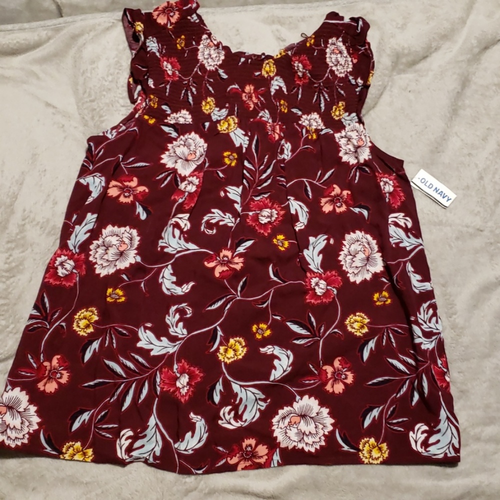 NWT Old Navy Floral Top
